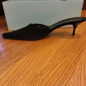 Giuseppe zanotti black kitten toe heels